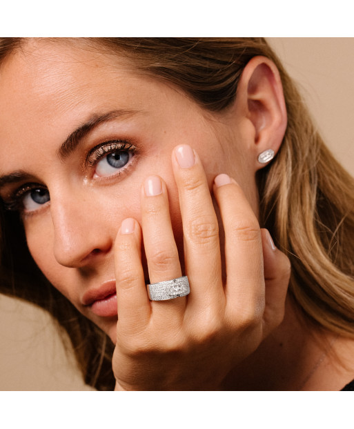 Emotion Trilogy ring in...