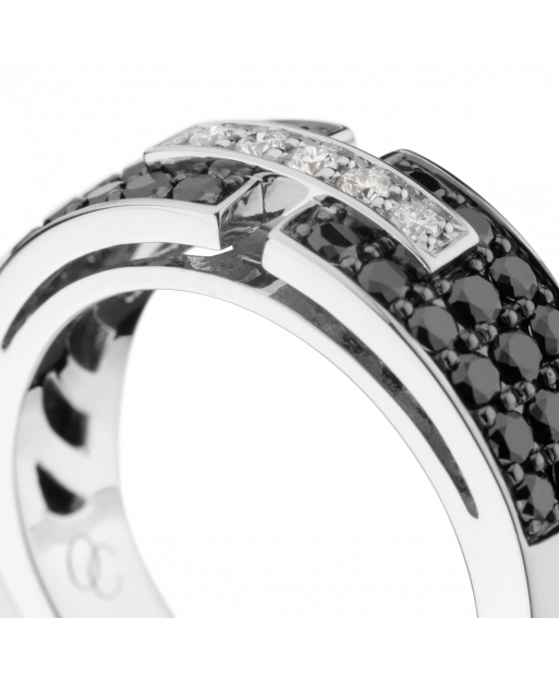 Bague So Shocking Capriccio petit modèle en or blanc et diamants noirs