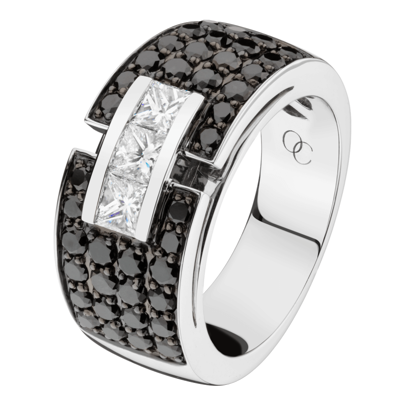 Bague So Shocking Capriccio grand modèle en or blanc et diamants noirs